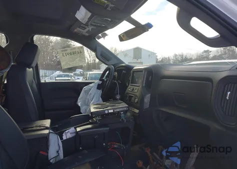 2021 Chevrolet Silverado 2500Hd 4Wd Long Bed Wt z USA, uszkodzony, nr VIN 1GB2YLE71MF268409